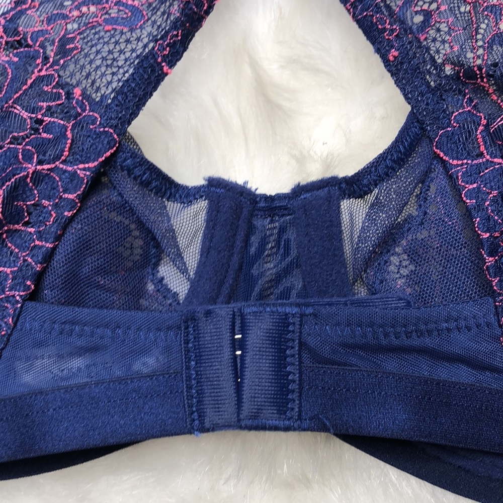 Triumph Navy Blue Pink Stitch Underwire Bra 34B NEW - Picture 7 of 11